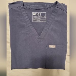 Figs Catarina 1 pocket scrub top in space navy